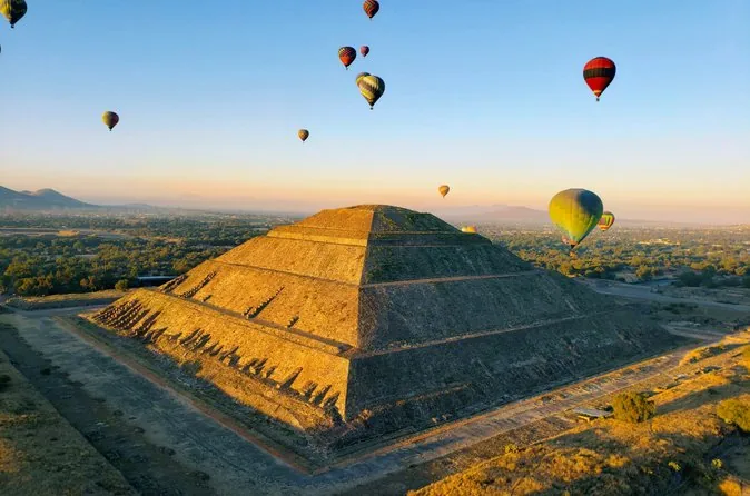 Ballonfahrt mit Abholung in CDMX & Höhlenfrühstück